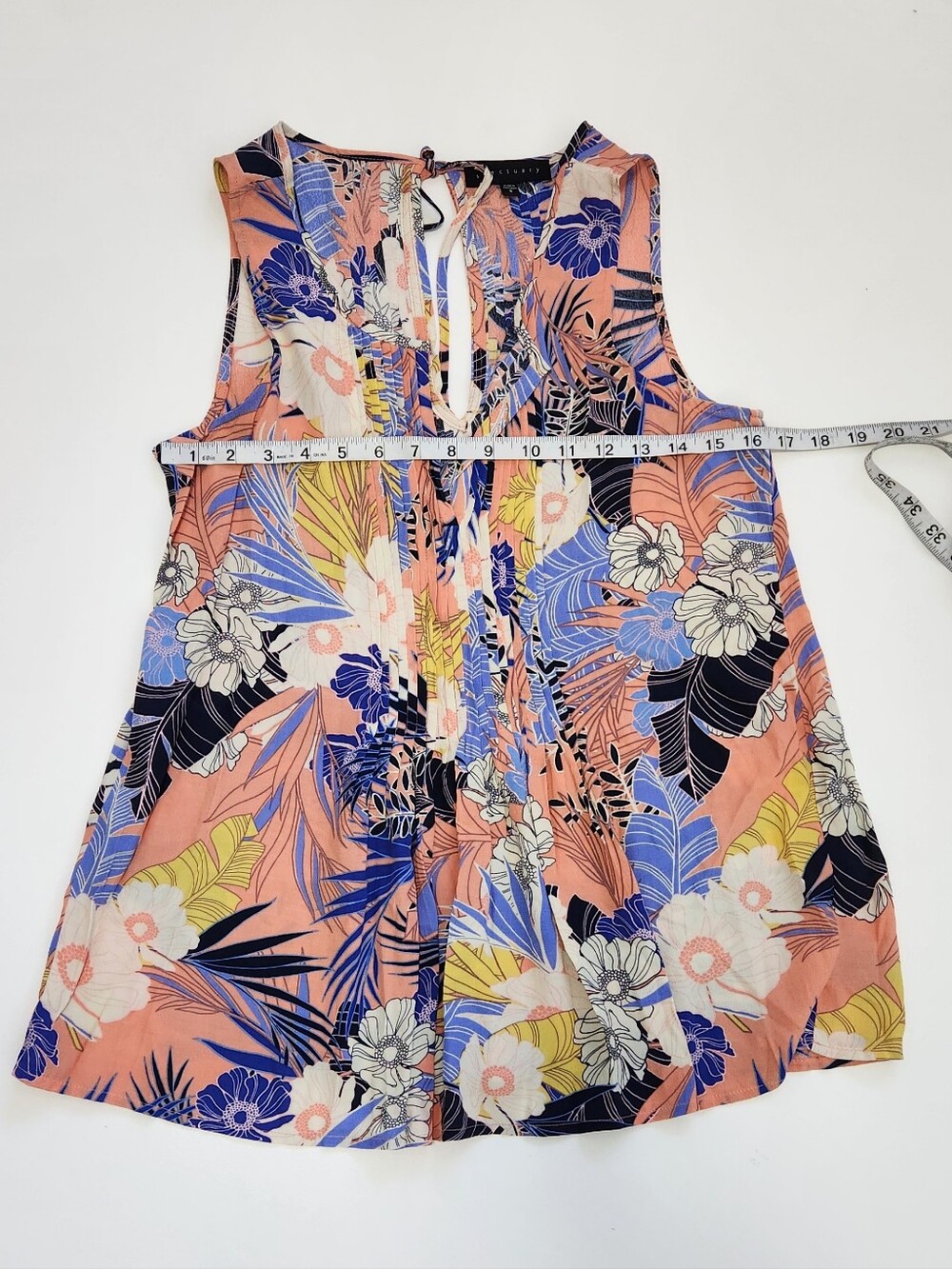 Sanctuary Tropical Floral Pleated Keyhole Sleeveless Tank Top Size S
